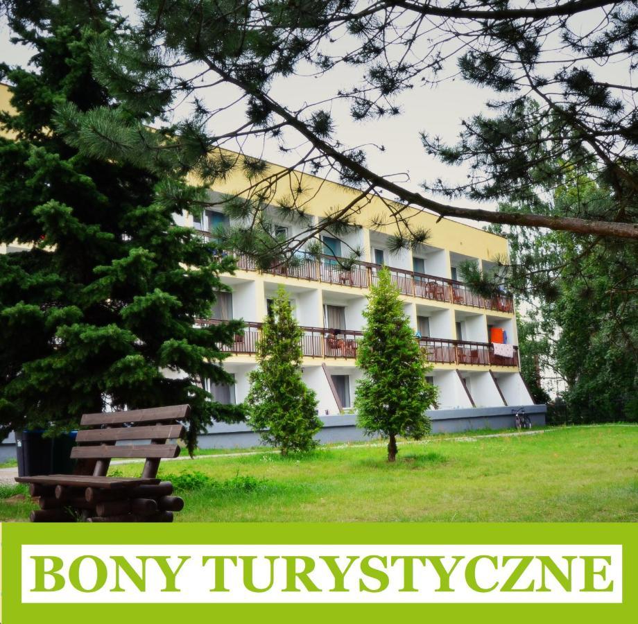 ホテルWiking-Osrodek Wypoczynkowo-Szkoleniowy ヤンタル エクステリア 写真