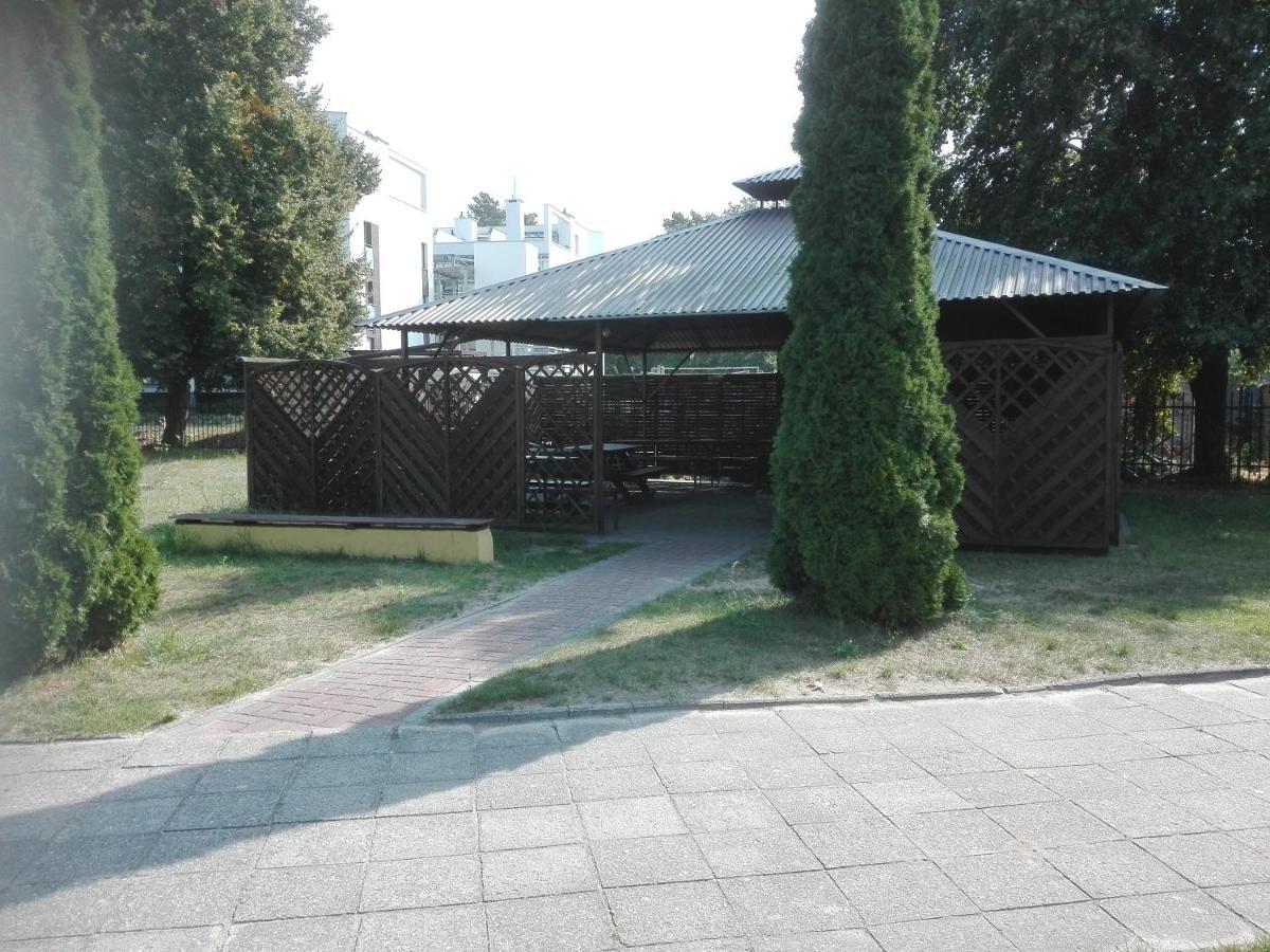 ホテルWiking-Osrodek Wypoczynkowo-Szkoleniowy ヤンタル エクステリア 写真
